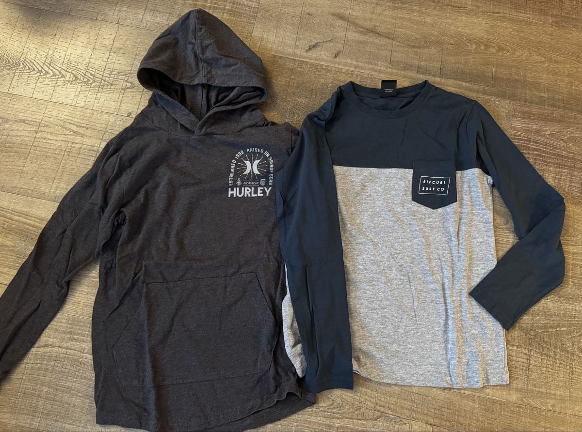 Rip Curl Lotti & Set di vestiti: 2 Langarm-T-Shirts Gr. 140 – Nuovo (secondo la descrizione) da Gontenschwil venduto da alioli