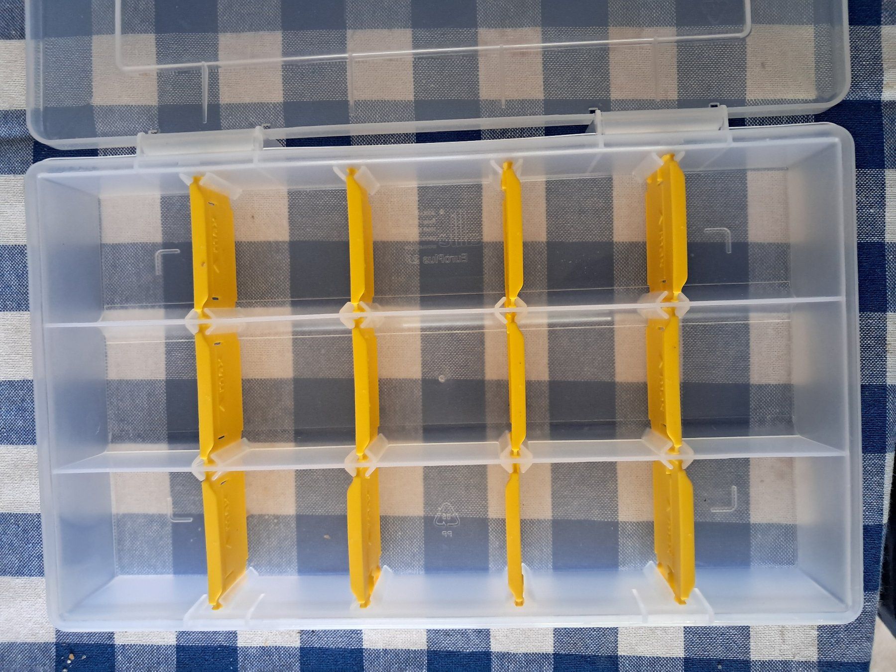 Transportkisten: Sortierkasten Sortierbox mit Fächern. – Gebraucht aus Wallisellen von Cyberfuexli 2