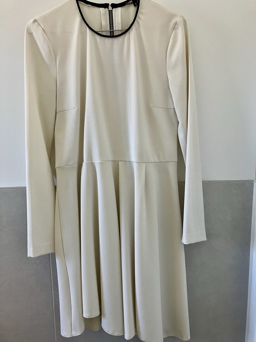 Maje Vestiti: Abito originale Maje in colore crema/bianco – Nuovo (secondo la descrizione) da Lugano venduto da jfo_7lsm