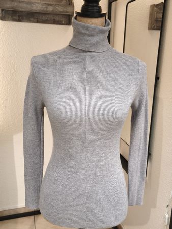 Damen Rollkragenpullover grau gerippt guter Zustand