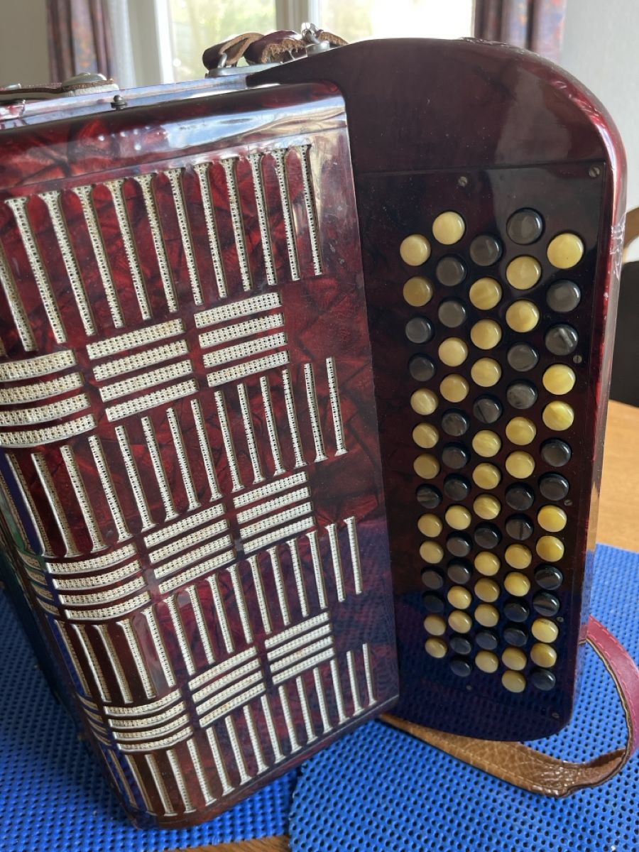 Strumenti musicali: Handorgel Hohner SIRENA 3 – Usato da neuenhof venduto da cocoros 1