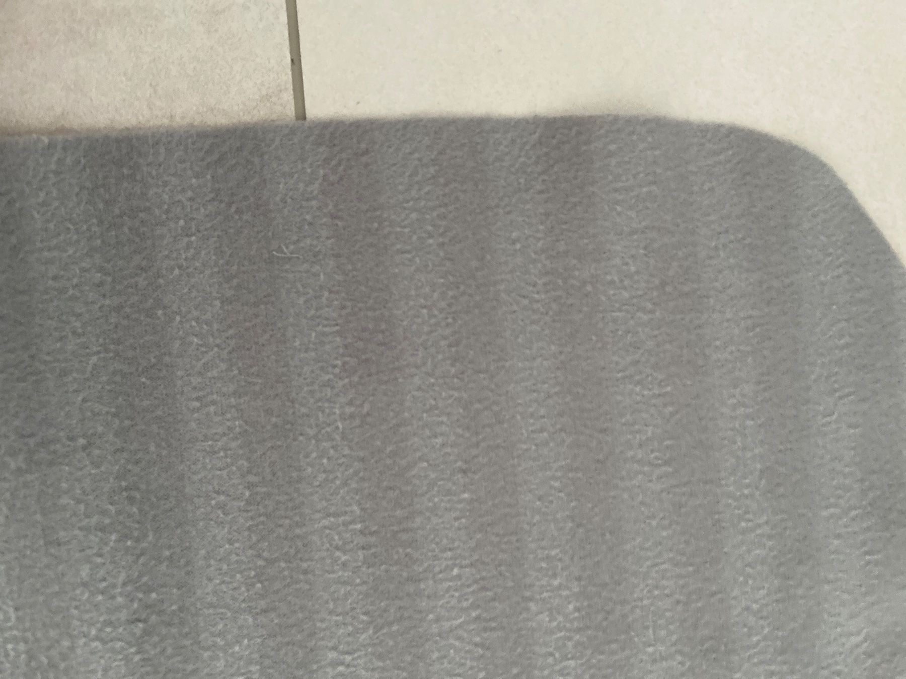 Coperte: Graue Decke – Usato da Zug venduto da Hehe 2