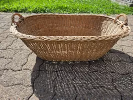 Weidekorb oval mit zwei Griffen