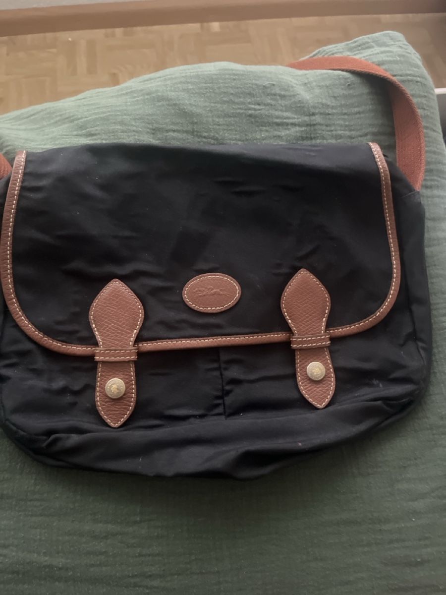 Longchamp Borse da donna: Longchamp Tasche – Usato da Birsfelden venduto da r_f_y7ry