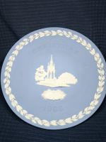 Belle assiette de Noël Wedgwood 1986. Jaspe bleu. 21 cm