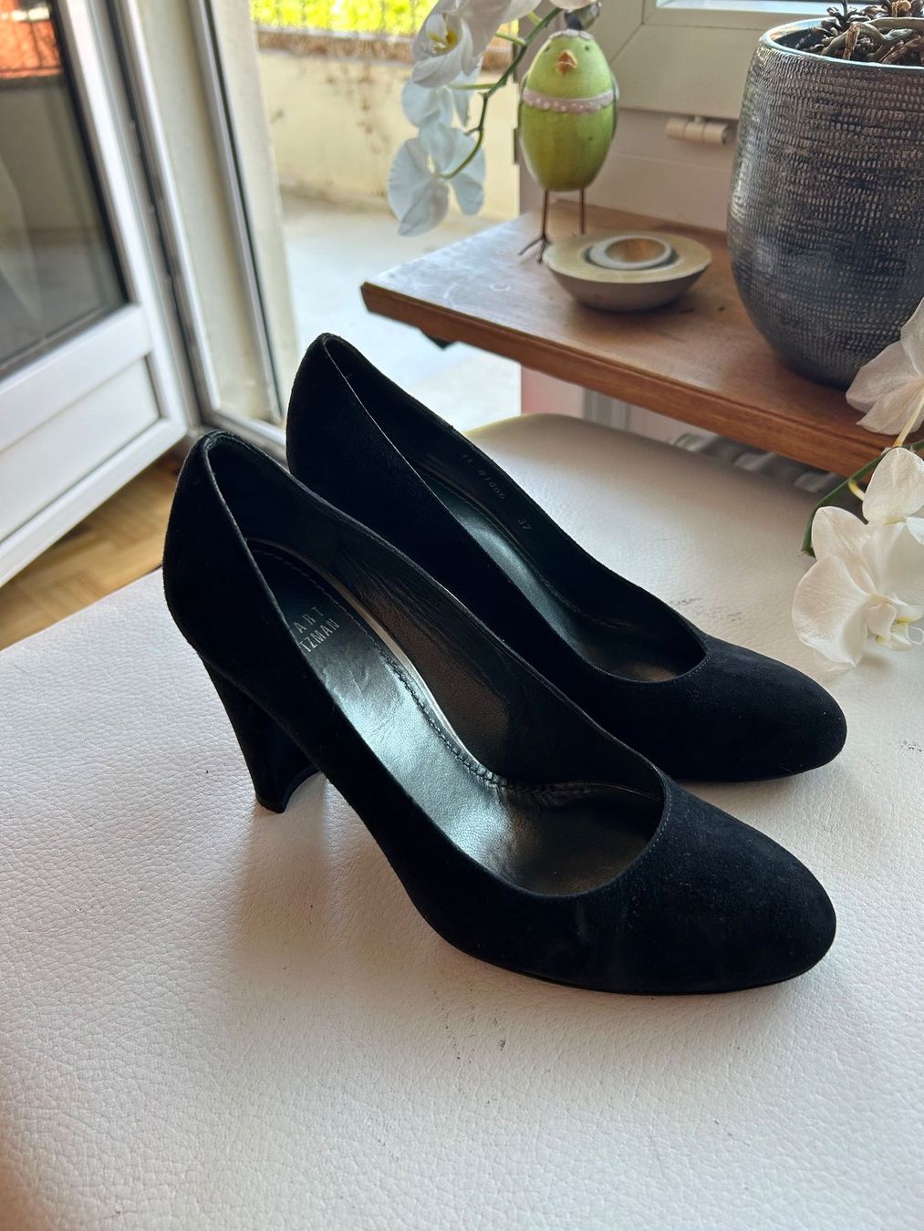 Stuart Weitzman Damenschuhe: Stuart Weitzman suede heels (37) – Gebraucht aus Rüschlikon von Tey_sl