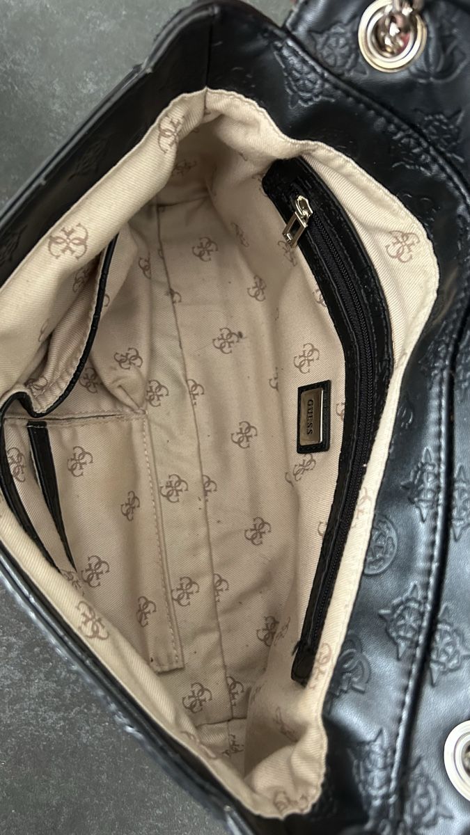Guess Borse da donna: Guess Handtasche – Usato da Wolfhausen venduto da Nihei 3