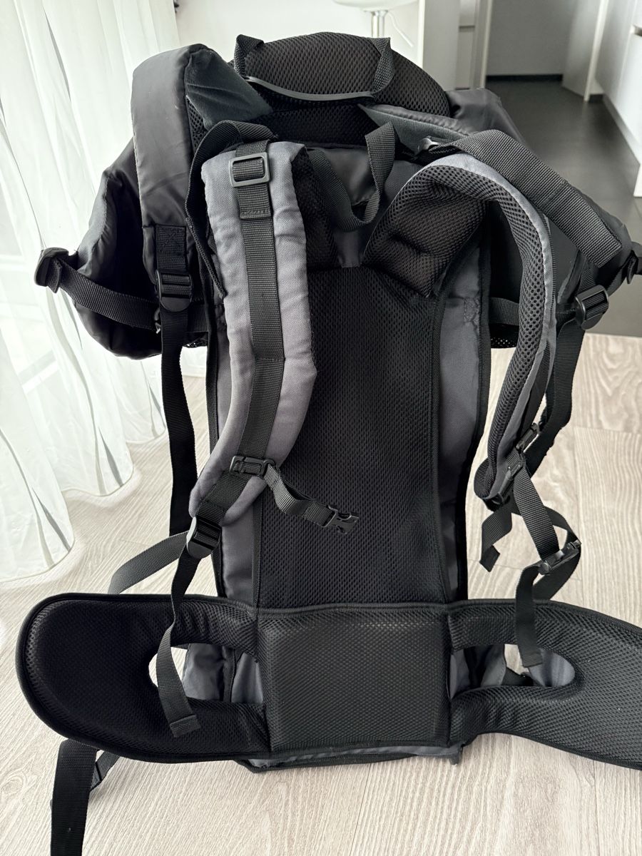 Marsupi portabebè: Kindertrage Wanderrucksack grau gebraucht – Usato da Montlingen venduto da Sue187 1