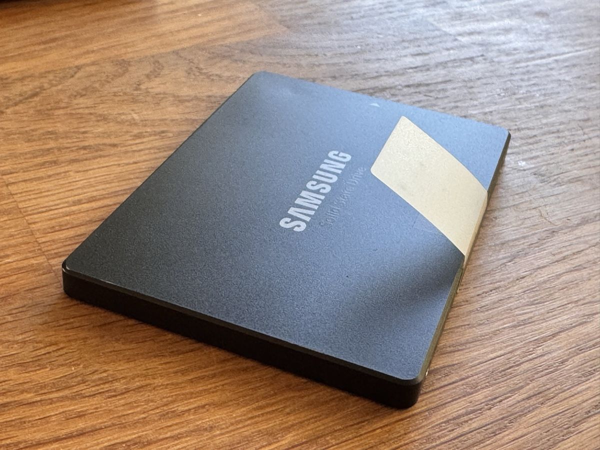 Samsung Dischi rigidi: Samsung 850 EVO 1TB SSD – Usato da Zürich venduto da Retro_Legends