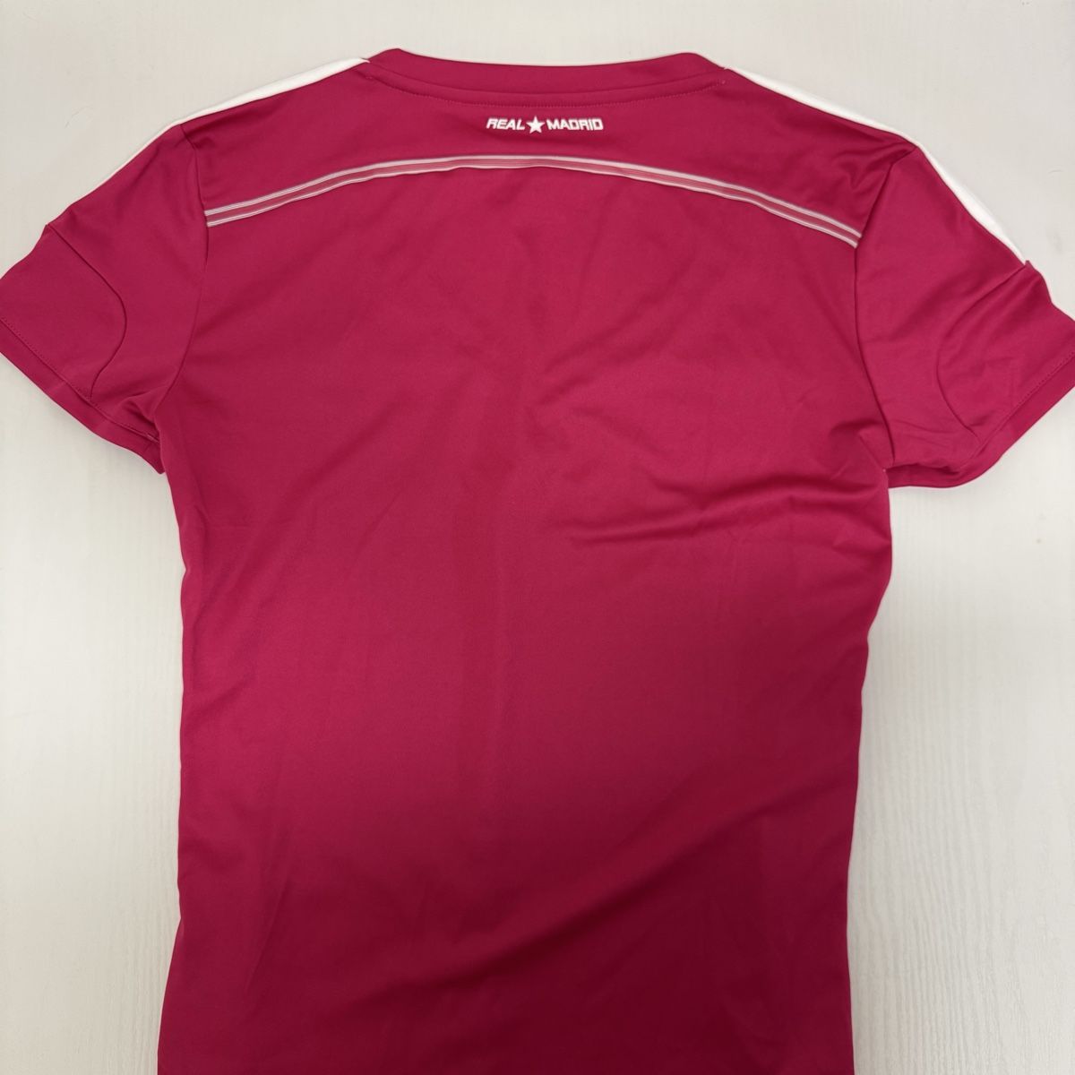 Leibchen & Hosen: Real Madrid Trikot Shirt – Gebraucht aus Zürich von jon_8vgb 1