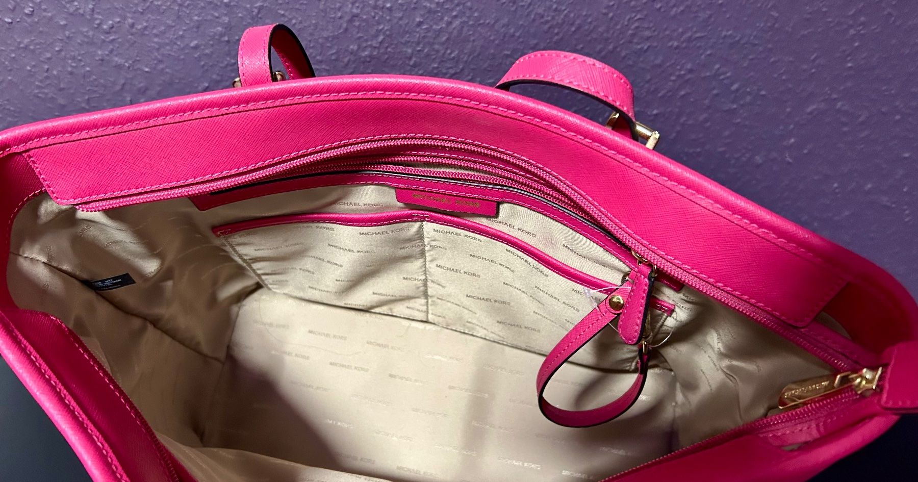 Michael Kors Borse da donna: Michael Kors Jet Set leder shopper Rosa – Usato da Arboldswil venduto da Chocco11. 5