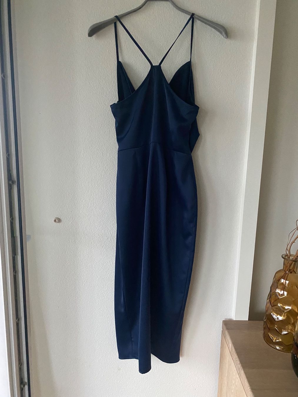 Robes: Cocktail Abendkleid Satin Gr S/M – Neuf (Voir description) à Zug par estarthyme 2