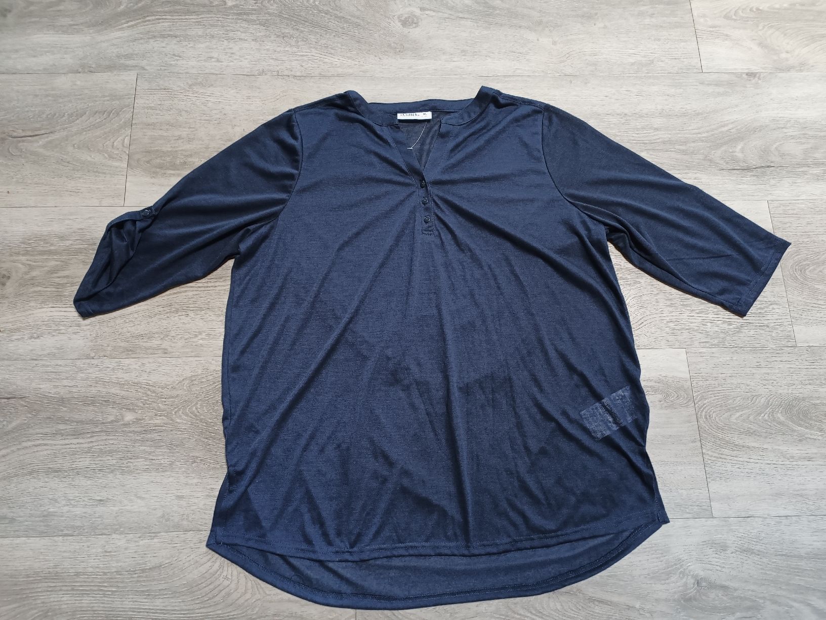 T-Shirts: Neues Shirt XL – Neu (gemäss Beschreibung) aus Bätterkinden von Elefantenzoo