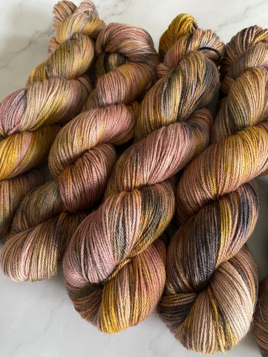 Lana: Merino, alpaca et soie teinte à la main – Nuovo e nell'imballaggio originale da Randogne venduto da BonnieG 1