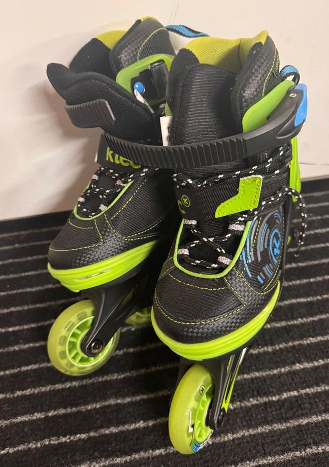 Patins à roul. & inline: Inline-Skates Gr. 29-32 – D'occasion à Dintikon par Aurelia83