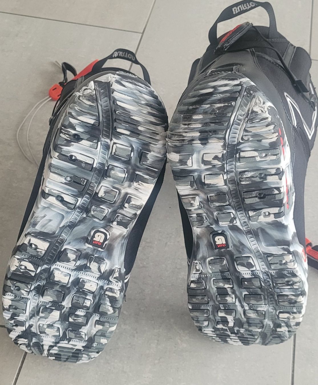 Burton Scarpe da uomo: Burton Snowboardboots Gr. 44 – Usato da Uitikon Waldegg venduto da SYMATTHI 4