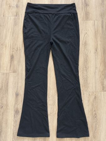 Damen Leggings ausgestellt schwarz Grösse L (Sehr Dehnbar)