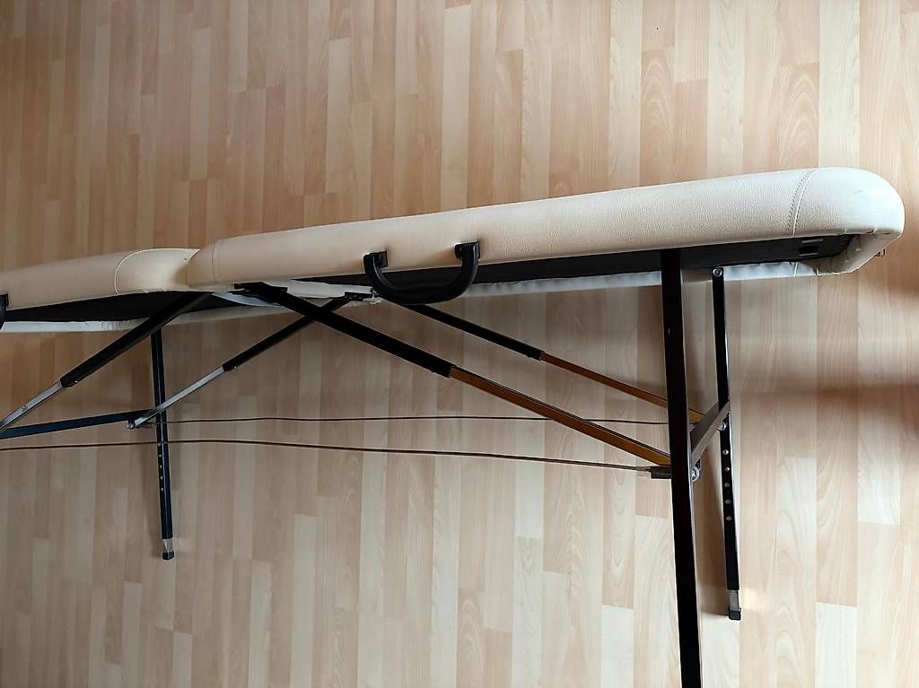 Sedie a sdraio: Massageliege – Usato da Chur venduto da mal_6m7r 2
