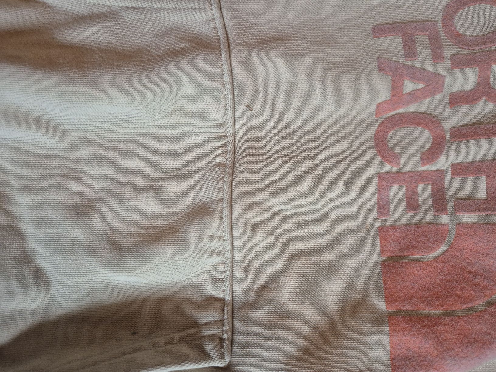 North Face Pullover & Sweatshirts: the north face maedchen sweatshirt Gr.M/10j mit flecken – Gebraucht aus Ostermundigen von Louhdezd 3