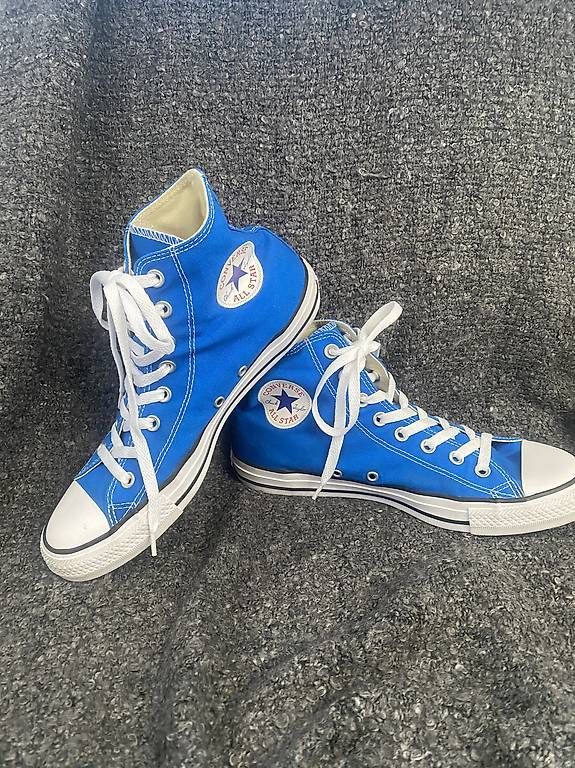 Converse Scarpe da uomo: Converse Himmelblau in Grösse 41.5 – Usato da Herrenschwanden venduto da ale_5ggz
