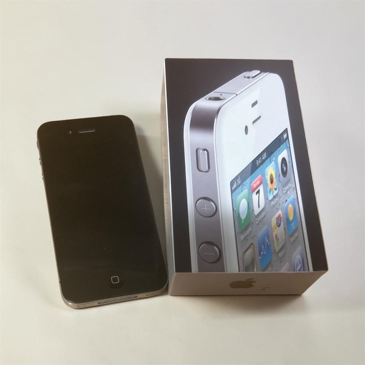 Apple Telefoni cellulari / Smartphones: iPhone 4 (A1332) Defekt – Difettoso da Nebikon venduto da Bogdan_Antikes 2