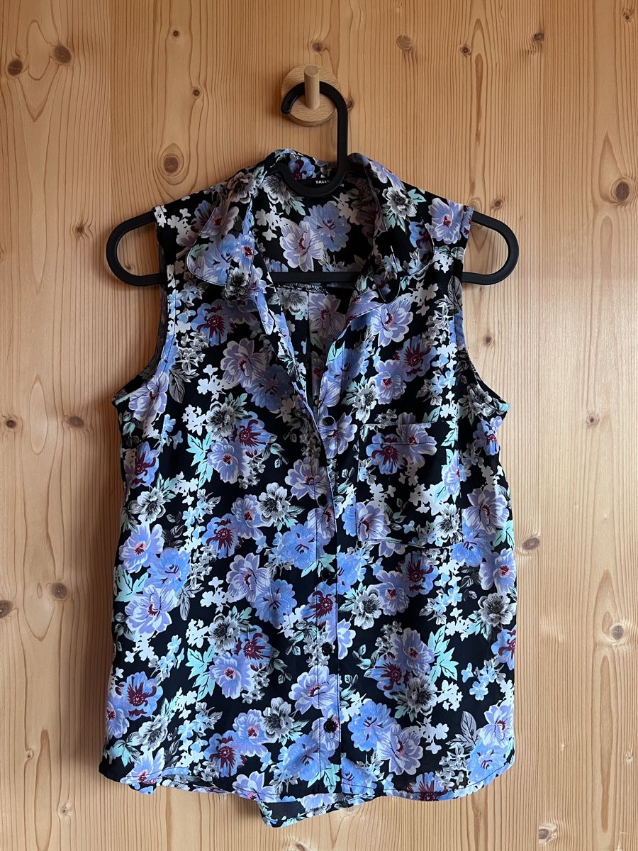 Lots de vêtements: Schönes Kleiderpaket Gr XS/S – D'occasion à Balgach par Ni.Steiger 3