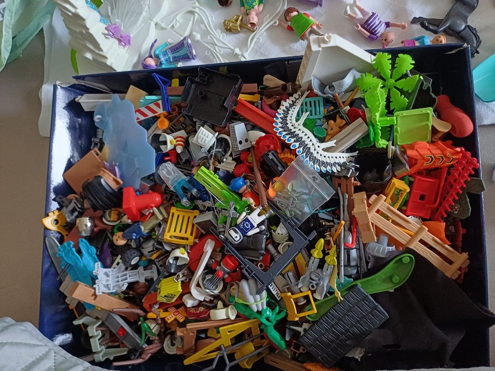 Playmobil Jouets: Playmobil convolut molti set + scatola  misto – D'occasion à Minusio par ele_gp89 1