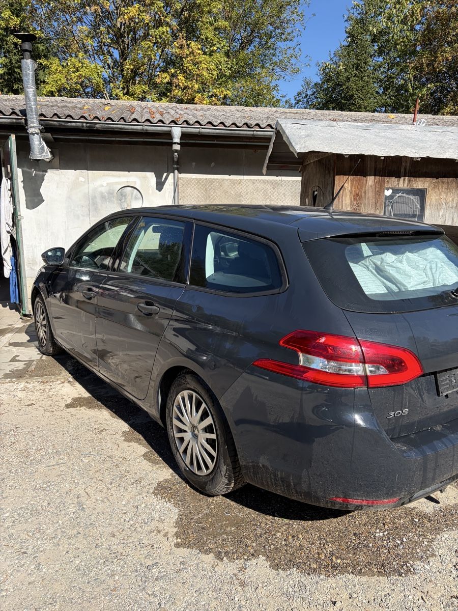 Peugeot Automobili: Peugeot 308 SW 1.6HDI Export  – Difettoso da Zuchwil venduto da dor_m2xk 2