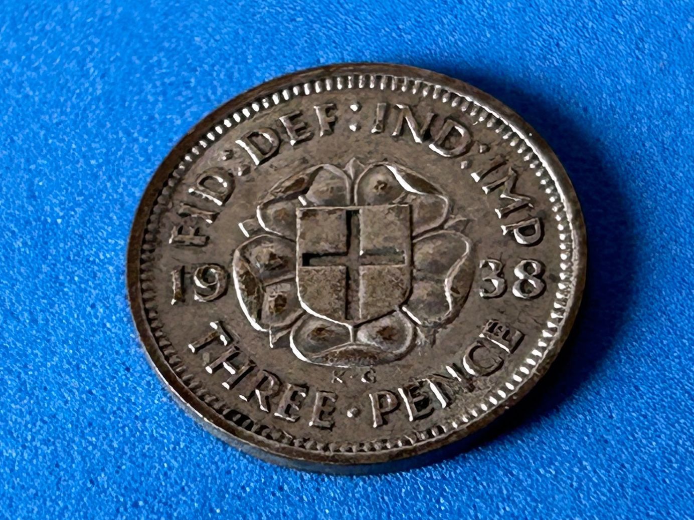 Tutti le monete: UK - 3 Pence 1938 – Usato da Corcelles NE venduto da AJKader