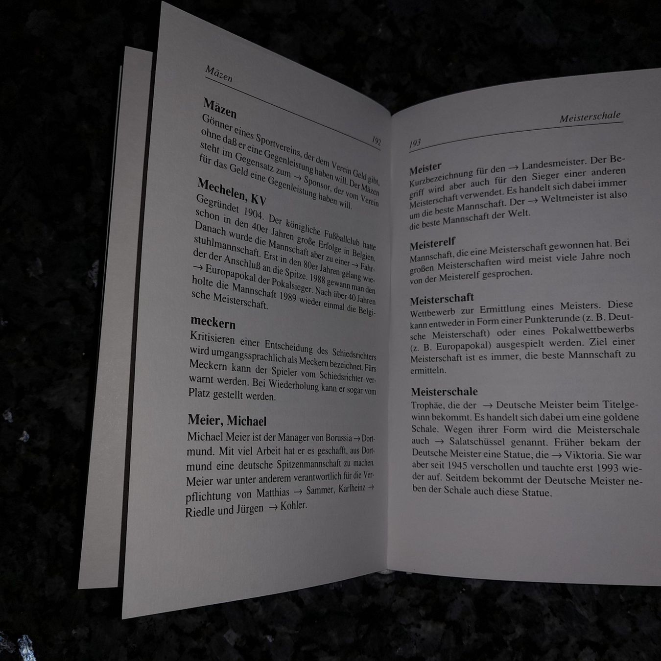 Libri: Diverse Fussball Bücher – Usato da Cham venduto da vento9 7