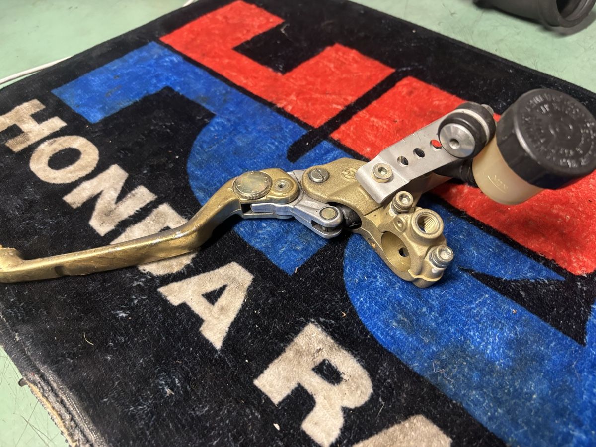Brembo Tutti i ricambio per moto: Brembo embrayage hydraulique – Usato da Mézières VD venduto da P-M-C 2