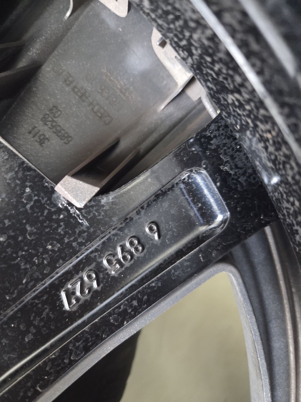 Pneus & Roues: WINTERRÄDDR BMW IX3 – D'occasion à Egliswil par m-bruder 2