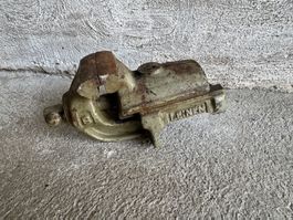 Schraubstock Leinen