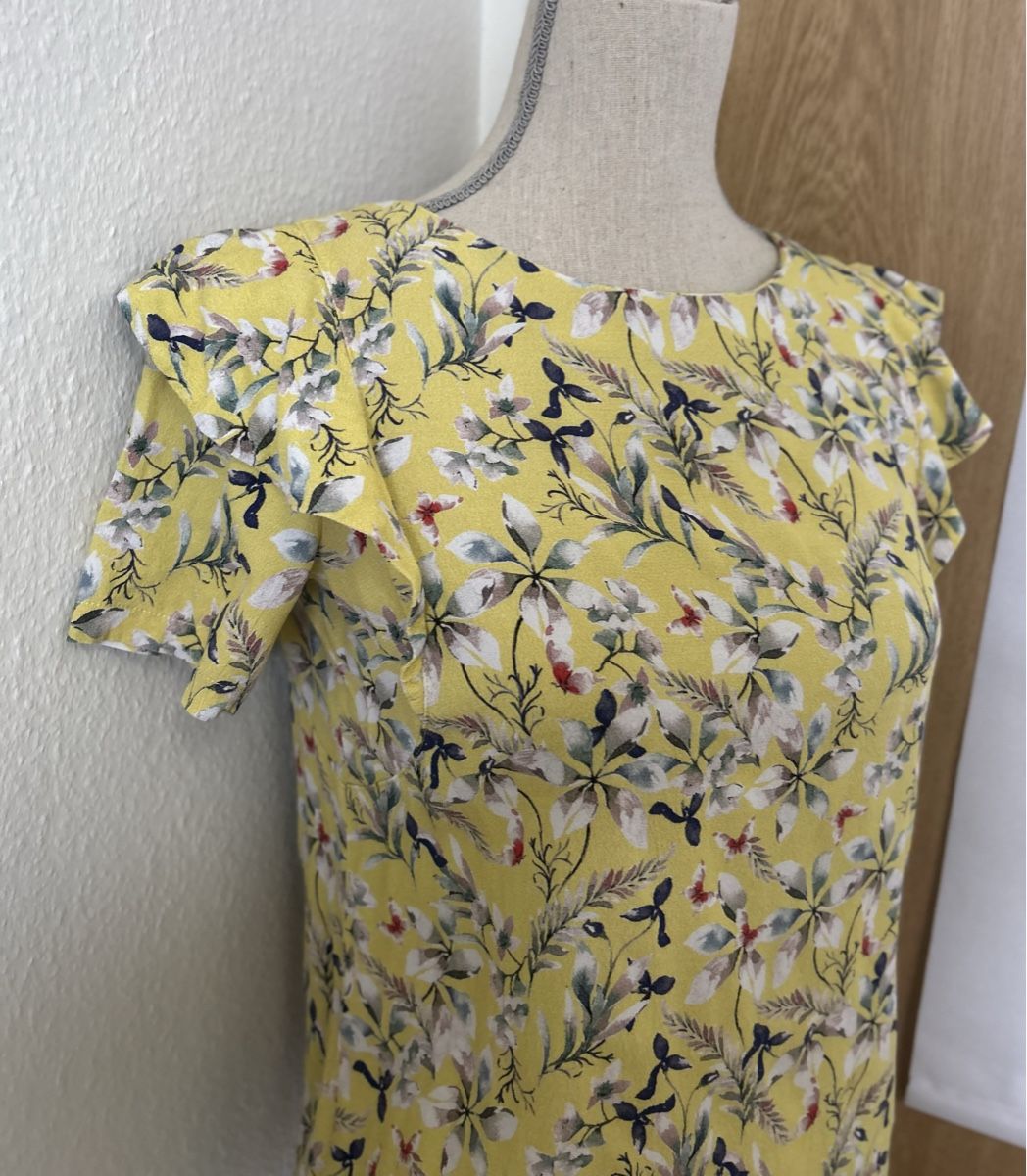 Promod Top: Top jaune à fleurs Promod, T. S – Usato da Carouge GE venduto da Emilynette 5