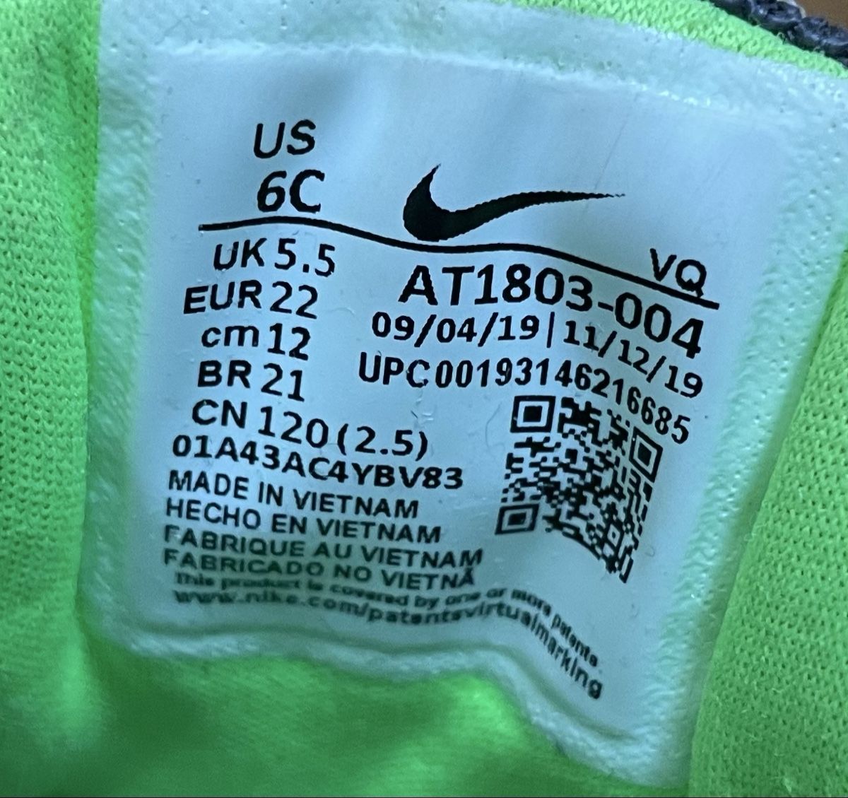 Nike Scarpe per ragazzi: Nike Kinderschuhe Gr. 22 – Usato da Volketswil venduto da wan_kf9p 1