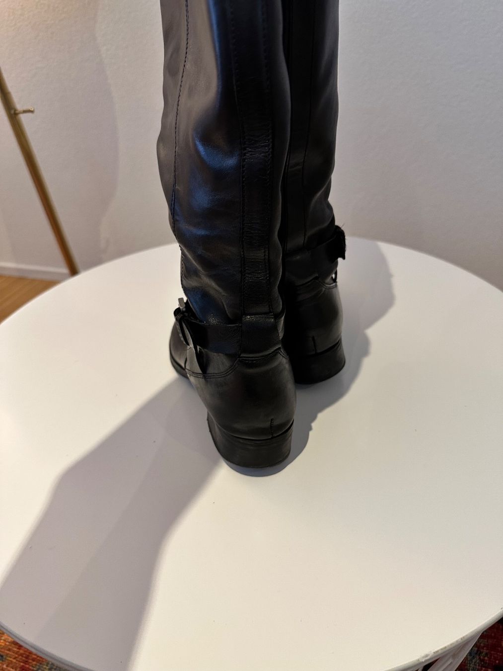 Geox Scarpe da donna: Geox black leather boots, size 37 – Usato da Neuchâtel venduto da agn_jc66 2