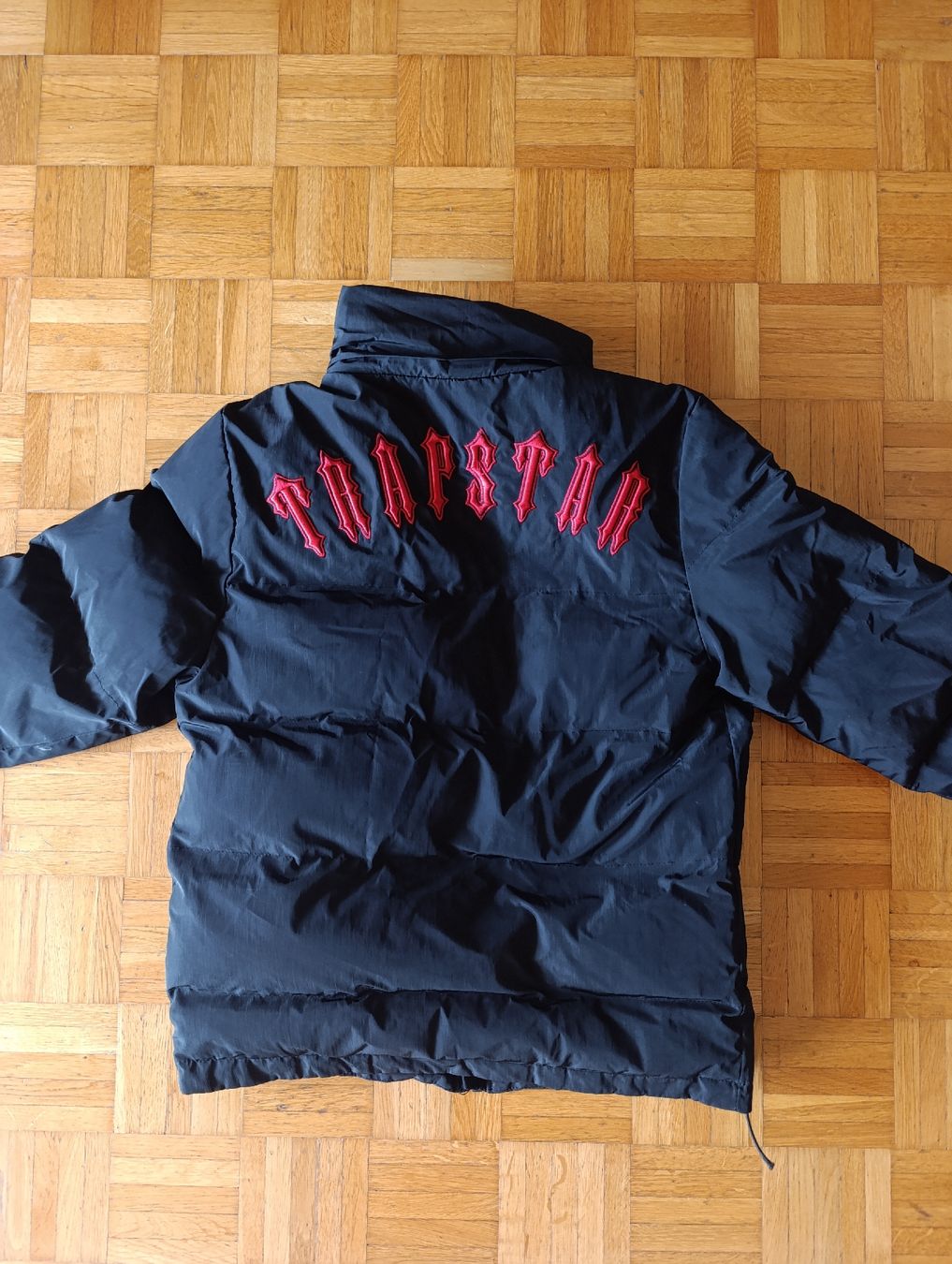 Trapstar Giacche: Trapstar Daunenjacke Grösse XS – Nuovo (secondo la descrizione) da Waltenschwil venduto da Bodensee84 1