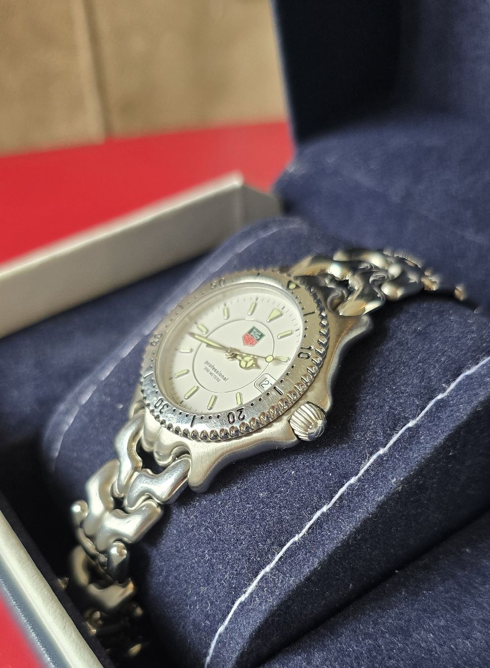 Tag Heuer Orologi: TAG HEUER Vintage Professional 200m – Usato da Les Acacias venduto da watinjo 1