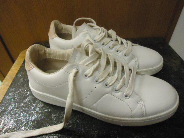 Scarpe da uomo: THE SHOES Gr EUR 38  AB.10.- – Usato da Zürich venduto da liquidation-cobra