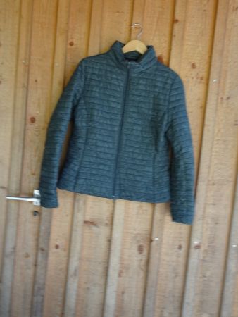 Spezielle Übergangs Jacke Olivgrün Gr. M - M77