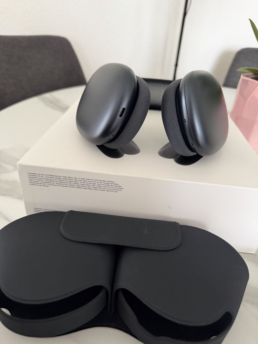Apple Cuffie: AirPod Max usb-c – Usato da Neuchâtel venduto da joa_x5pl 1
