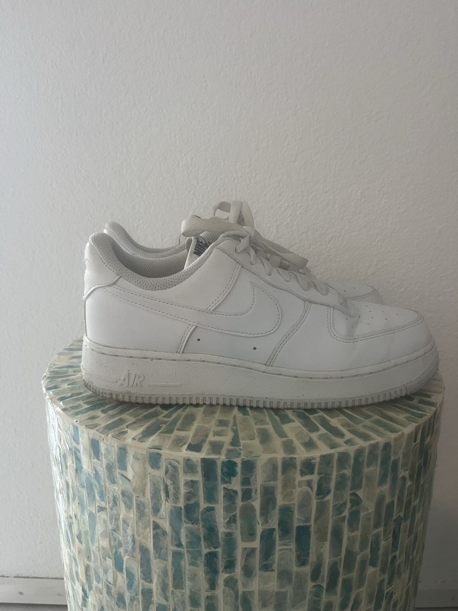 Nike Scarpe da uomo: Sneaker Nike Air Force 1,Gr. 38.5 – Usato da Hombrechtikon venduto da ano_p8ws 1
