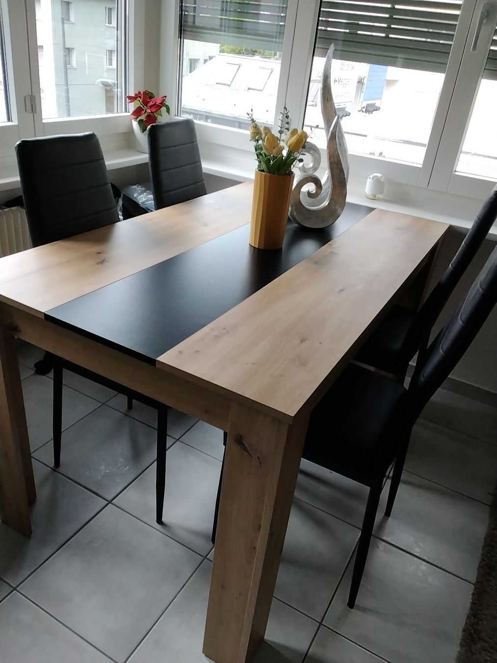 Set di tavolo e panche: Tisch und Stühle zusammen oder getrennt  – Usato da Ebikon venduto da kar_wt8n 1