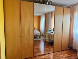 Kleiderschrank