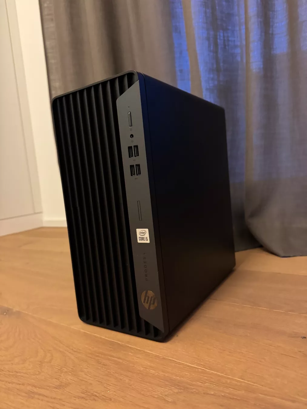 PC Desktop HP Elite Intel I5 – 16GB RAM, 1TB HDD, Windows 11 Pro, WiFi, Monitor 20" Incluso