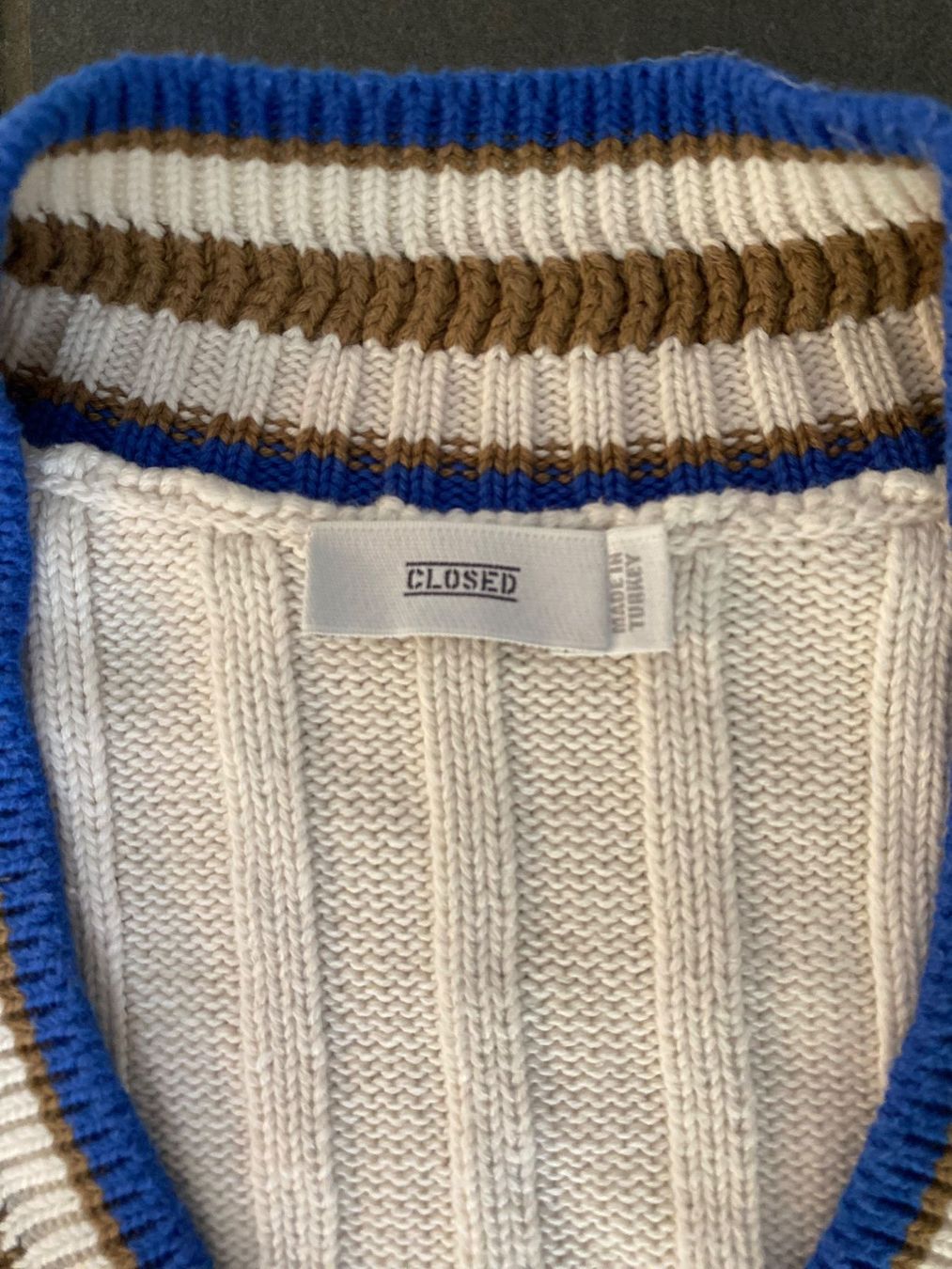 Closed Pullover & Sweatshirts: Damen Strickpullover beige Grösse M guter Zustand – Gebraucht aus Oberriet SG von Schwalbenstein 2