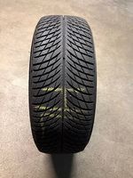 235 55 19 Winter Michelin wie neue Jahrgang 2025