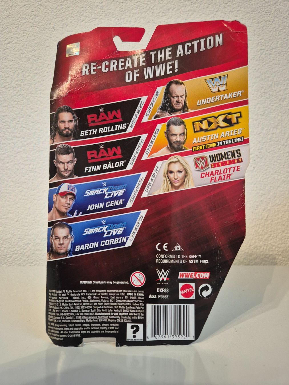 WWE Statuette: WWE Action Figures  Basic Series 71 - Charlotte Flair – Nuovo e nell'imballaggio originale da Buchs SG venduto da Bray_Law 3