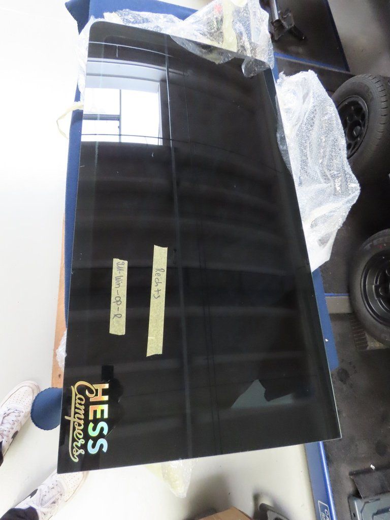 VW Accessori per altri veicoli: Scheibe VW T5/T6 – Usato da Alpnach-Dorf venduto da Hess-Automobile 1