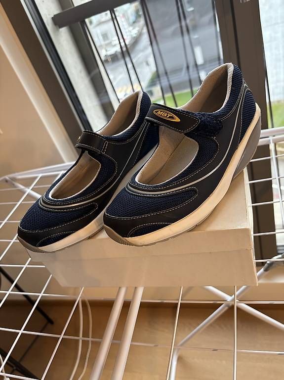 Scarpe da uomo: Scarpa ortopedica  – Usato da Mendrisio venduto da Nikolas282 1